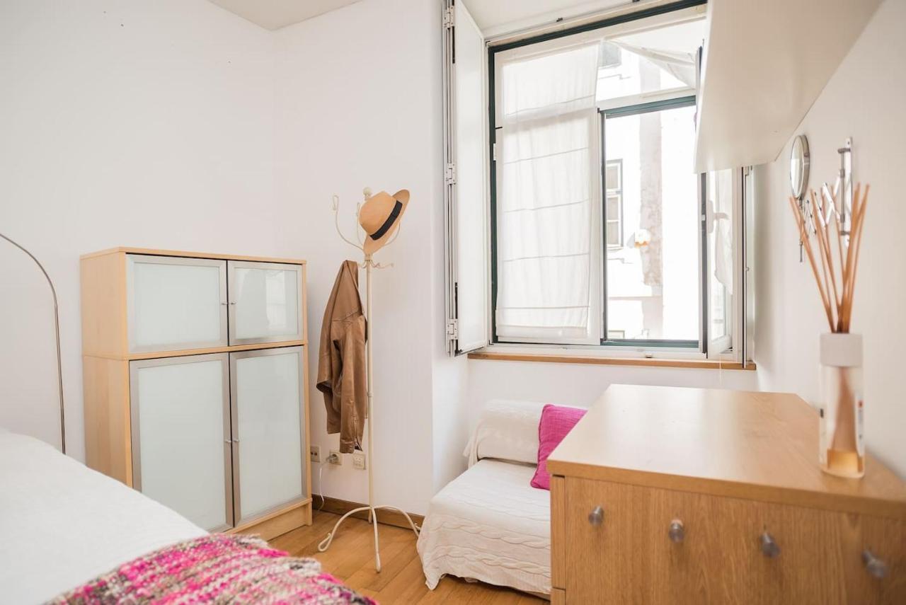 Apartamento No Coracao Do Chiado, Rua Garrett Apartment Lissabon