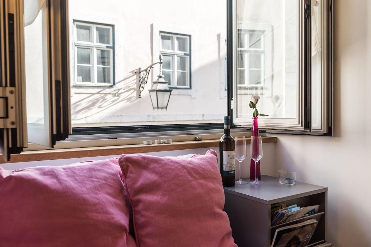 Apartamento No Coracao Do Chiado, Rua Garrett Apartment Lissabon